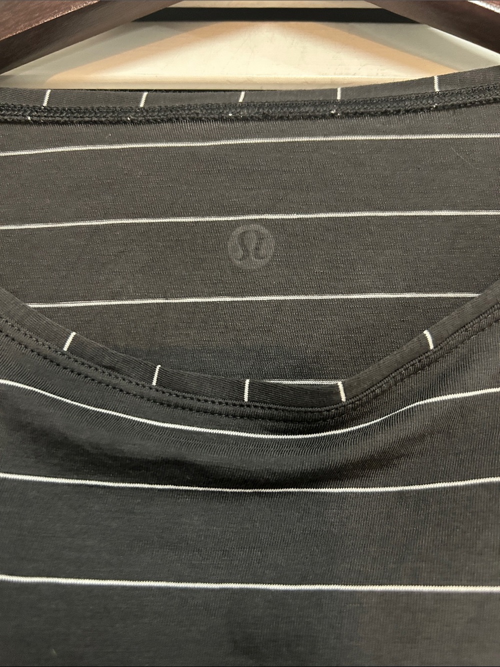 Lululemon Back In Action Long Sleeve Shirt Graphite Grey - Picture 2 of 4